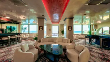 Admiral hotel