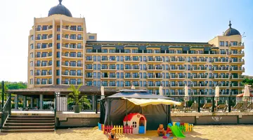 Admiral hotel