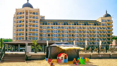 Admiral hotel