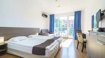 Admiral Plaza Hotel