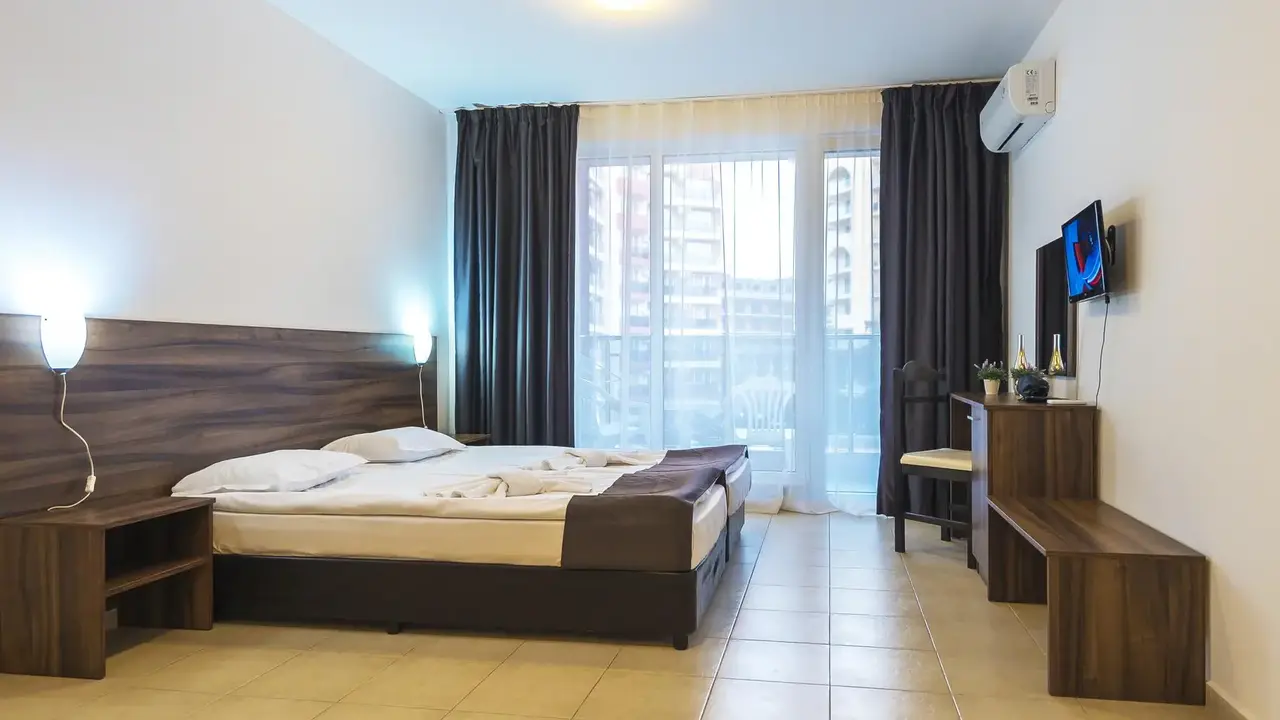 Admiral Plaza Hotel