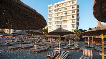 Adria Palace (ex. Rinia 2)