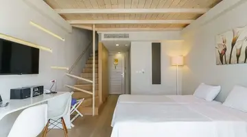 Aegean Pearl