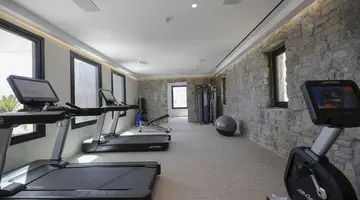 Aeonic Suites & Spa