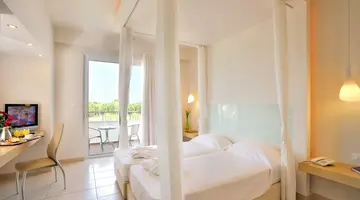 AFANDOU BAY RESORT SUITES