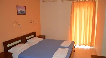 Aggelos Family Hotel