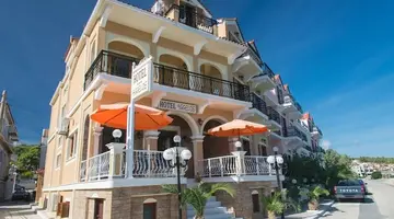 Aggelos Hotel