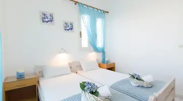 AGLAIA STUDIOS & APARTMENTS