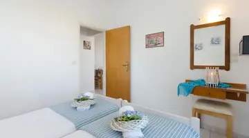 AGLAIA STUDIOS & APARTMENTS