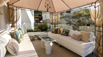 AGLAIA STUDIOS & APARTMENTS