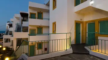 AGLAIA STUDIOS & APARTMENTS