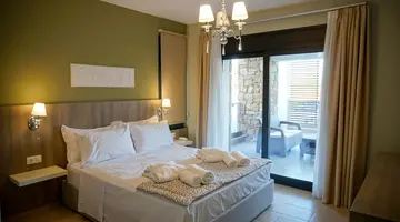Agnes Deluxe Hotel