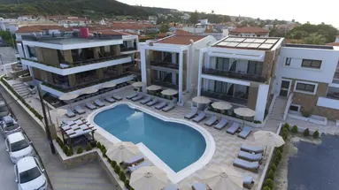 Agnes Deluxe Hotel