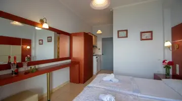 Agoulos Beach Hotel