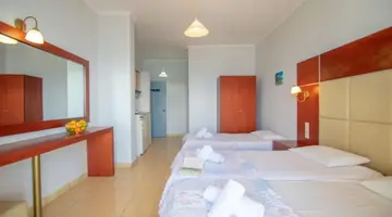 Agoulos Beach Hotel