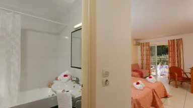 Agrabella Hotel