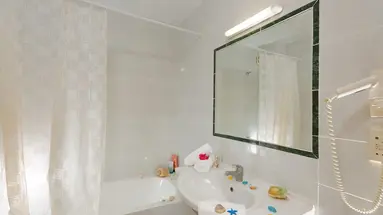 Agrabella Hotel