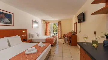 Agrabella Hotel
