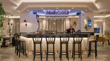 Agrelli Hotel & Suites