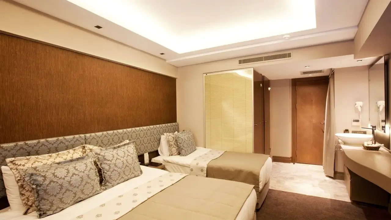 AHC Grand Bazaar Hotel