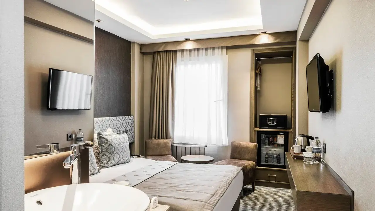 AHC Grand Bazaar Hotel