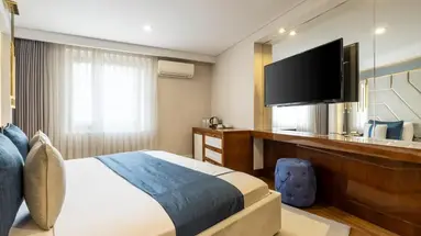 AHC OLD CITY HOTEL (EX.ZURICH HOTEL)