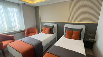 AHC OLD CITY HOTEL (EX.ZURICH HOTEL)