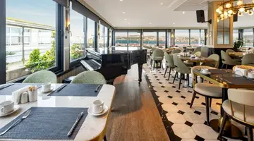 AHC OLD CITY HOTEL (EX.ZURICH HOTEL)