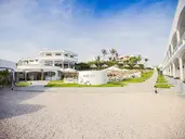 AHG LION BEACH RESORT & SPA