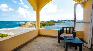 AHG Lion Beach Resort
