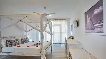 AHG Lion Beach Resort