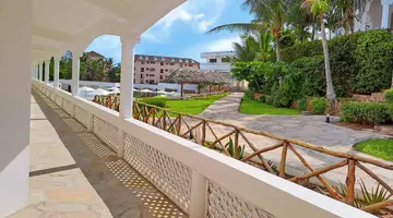AHG Lion Beach Resort