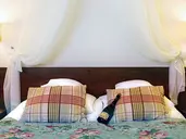 AHOTEL