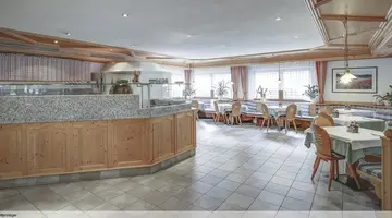 Ahrner Wirt Apartments