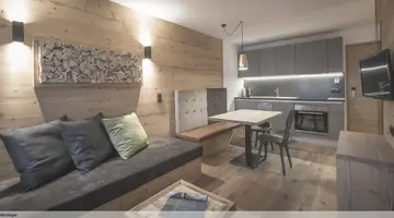 Ahrner Wirt Apartments