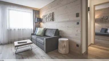 Ahrner Wirt Apartments