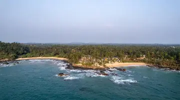 Ahu Bay