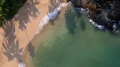 Ahu Bay