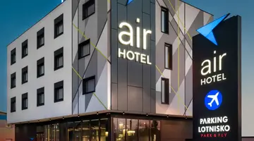 Air Hotel