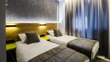 Air Hotel