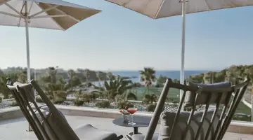 Airis Boutique Hotel & Suites