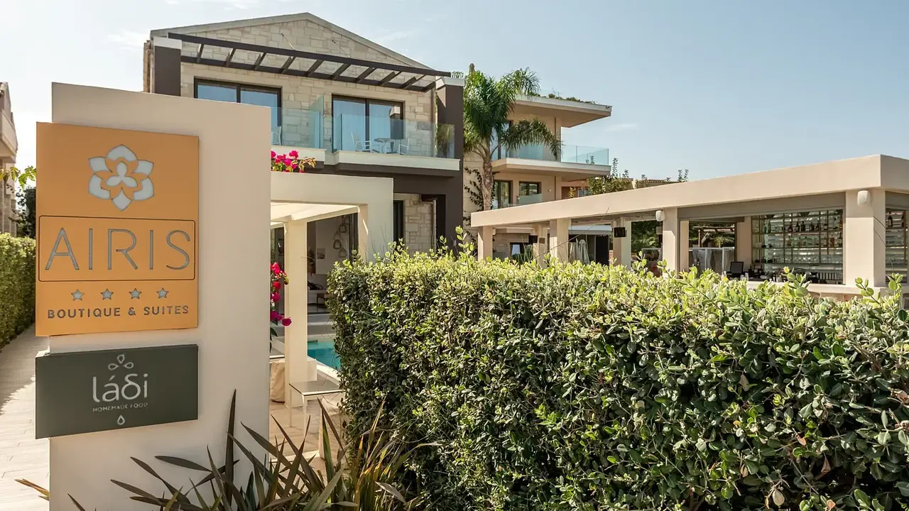 Airis Boutique & Suites (Adults Only 16+