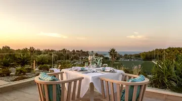 Airis Boutique & Suites (Adults Only 16+