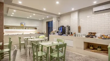 Airis Boutique & Suites (Adults Only 16+