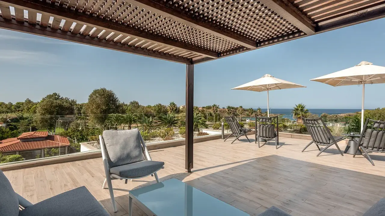 Airis Boutique & Suites (Adults Only 16+