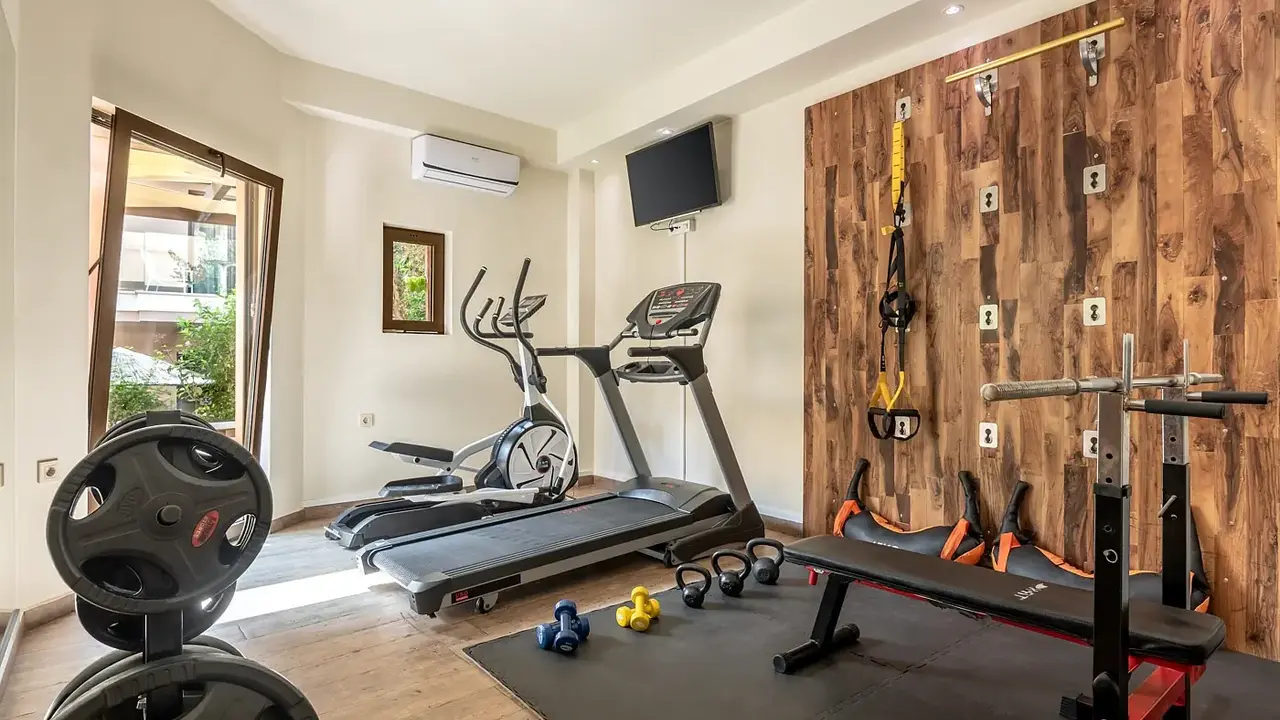 Airis Boutique & Suites (Adults Only 16+