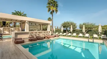 Airis Boutique & Suites (Adults Only 16+