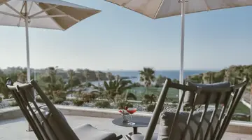 Airis Boutique & Suites