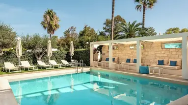 Airis Boutique & Suites