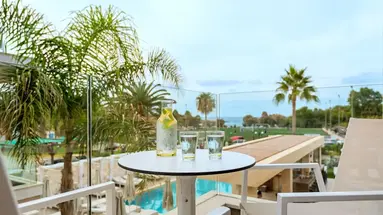 Airis Boutique & Suites